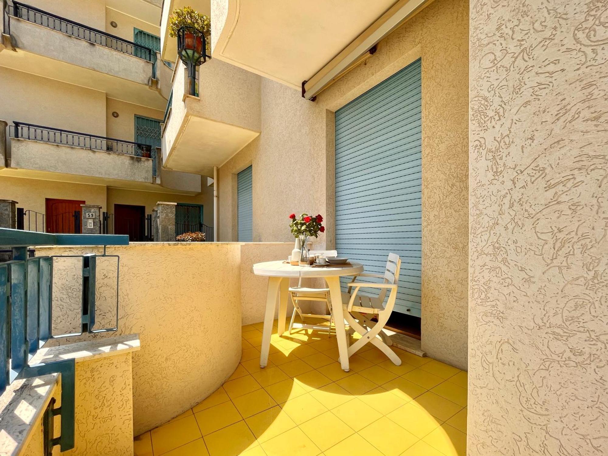 2 Locali A 600 Mt Dal Mare - Free Parking Ceriale Exterior foto